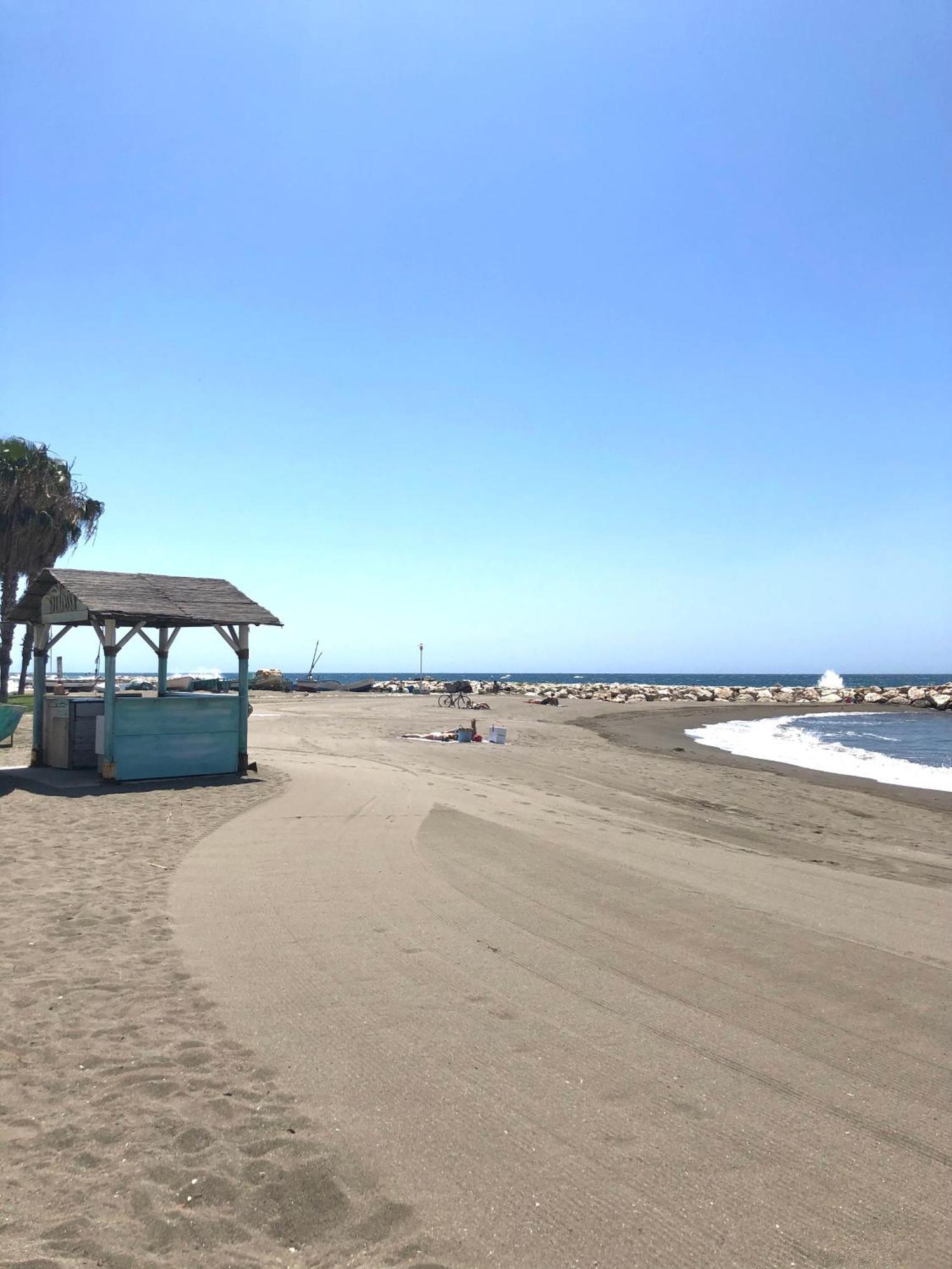 Loft Chimenea Beach Малага Экстерьер фото